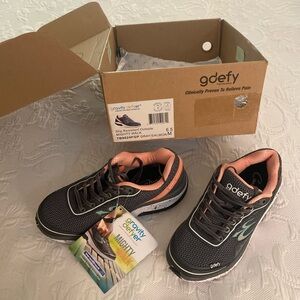Women’s Gravity Defyer Shoes
